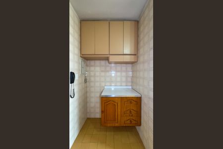 Apartamento à venda com 96m², 2 quartos e 1 vaga Apartamento à venda com 96m², 2 quartos e 1 vagaCozinha e Área de Serviço