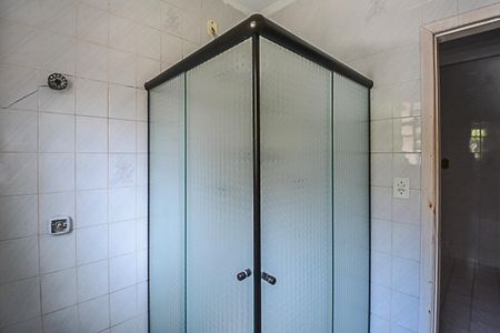 Casa à venda com 320m², 4 quartos e 2 vagasBanheiro 1