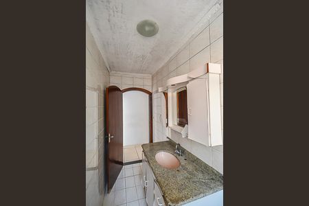 Casa à venda com 320m², 4 quartos e 2 vagasBanheiro 2