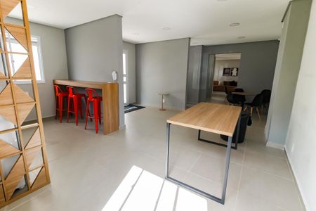 Apartamento para alugar com 38m², 2 quartos e 1 vaga Apartamento para alugar com 38m², 2 quartos e 1 vagaÁrea comum - Salão de festas