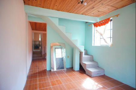 Sala 1 de casa para alugar com 2 quartos, 60m² em Morro Santana, Porto Alegre