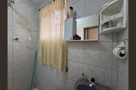 Casa à venda com 90m², 2 quartos e sem vagaBanheiro da Suíte