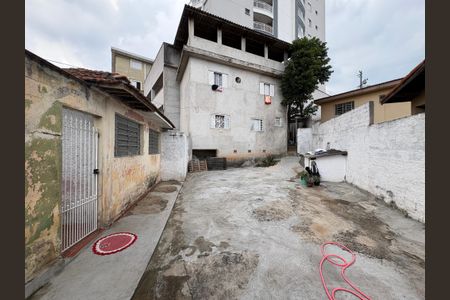 Casa à venda com 90m², 2 quartos e sem vagaQuintal