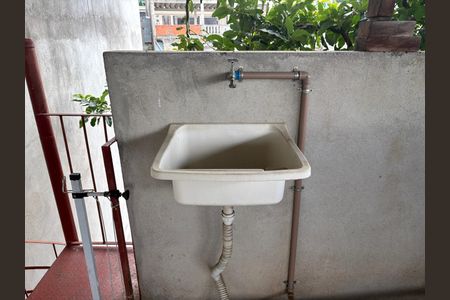 Casa à venda com 90m², 2 quartos e sem vagaLaje