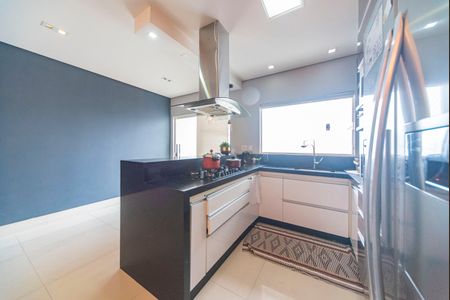 Casa à venda com 226m², 3 quartos e 5 vagasCopa e Cozinha 