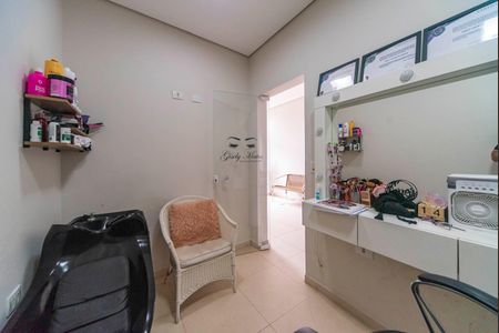 Casa à venda com 226m², 3 quartos e 5 vagasQuarto da garagem