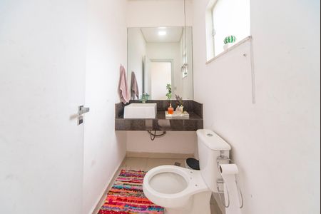 Casa à venda com 226m², 3 quartos e 5 vagasBanheiro da Garagem