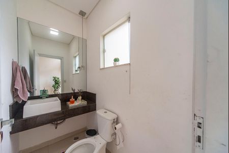 Casa à venda com 226m², 3 quartos e 5 vagasBanheiro da Garagem