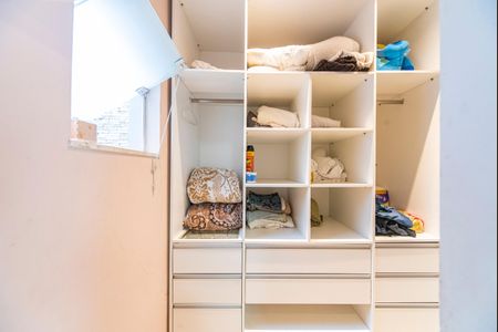 Casa à venda com 226m², 3 quartos e 5 vagasCloset do Quarto 1