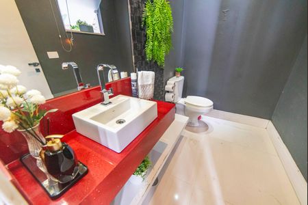 Casa à venda com 226m², 3 quartos e 5 vagasLavabo