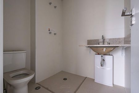 Banheiro de kitnet/studio para alugar com 1 quarto, 38m² em Jardim Paulista, São Paulo