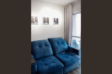 sala de apartamento para alugar com 2 quartos, 49m² em Quitaúna, Osasco