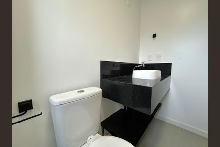 Casa de condomínio para alugar com 115m², 3 quartos e 2 vagas Casa de condomínio para alugar com 115m², 3 quartos e 2 vagasBanheiro Social