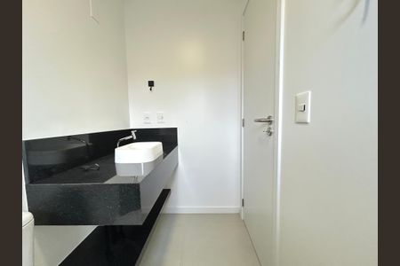 Casa de condomínio para alugar com 115m², 3 quartos e 2 vagas Casa de condomínio para alugar com 115m², 3 quartos e 2 vagasBanheiro Social