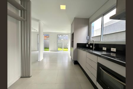 Casa de condomínio para alugar com 115m², 3 quartos e 2 vagas Casa de condomínio para alugar com 115m², 3 quartos e 2 vagasCozinha