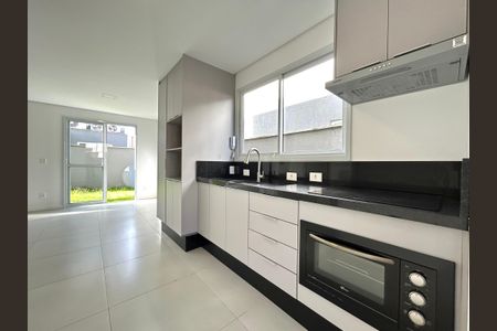 Casa de condomínio para alugar com 115m², 3 quartos e 2 vagas Casa de condomínio para alugar com 115m², 3 quartos e 2 vagasCozinha