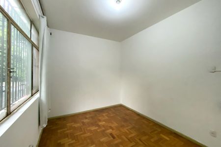 Apartamento para alugar com 70m², 2 quartos e sem vaga