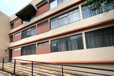 Apartamento para alugar com 70m², 2 quartos e sem vaga