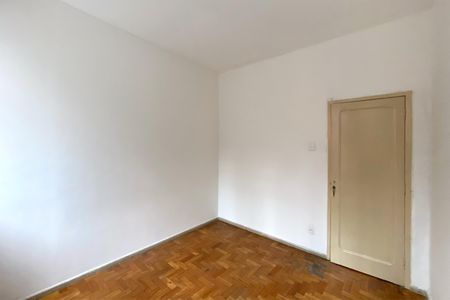 Apartamento para alugar com 70m², 2 quartos e sem vaga