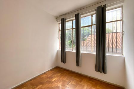 Apartamento para alugar com 2 quartos, 70m² em Funcionários, Belo Horizonte