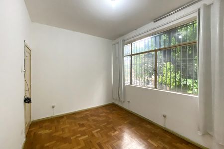 Apartamento para alugar com 70m², 2 quartos e sem vaga
