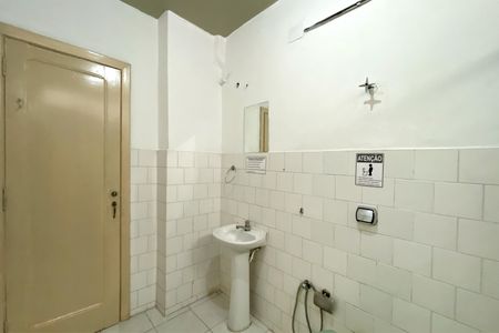 Apartamento para alugar com 70m², 2 quartos e sem vaga