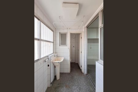 Apartamento à venda com 74m², 2 quartos e 1 vagaÁrea de Serviço