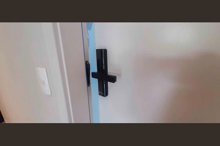 Studio para alugar com 25m², 1 quarto e sem vaga Studio para alugar com 25m², 1 quarto e sem vagaFechadura Eletrônica