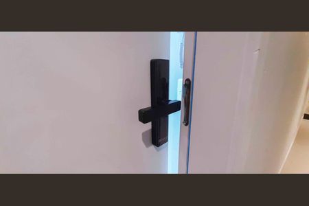 Studio para alugar com 25m², 1 quarto e sem vaga Studio para alugar com 25m², 1 quarto e sem vagaFechadura Eletrônica