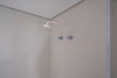 Banheiro de kitnet/studio para alugar com 1 quarto, 35m² em Jardim Paulista, São Paulo