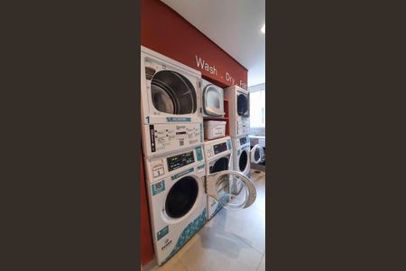 Studio para alugar com 25m², 1 quarto e sem vaga Studio para alugar com 25m², 1 quarto e sem vagaLavanderia