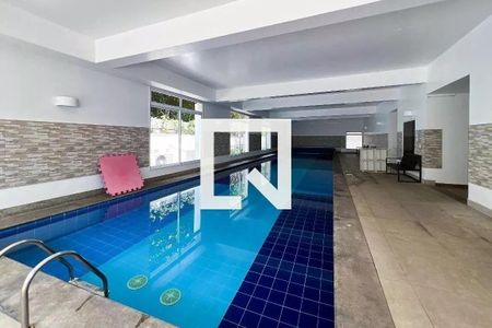 Apartamento à venda com 130m², 2 quartos e 3 vagas Apartamento à venda com 130m², 2 quartos e 3 vagasPiscina Coberta