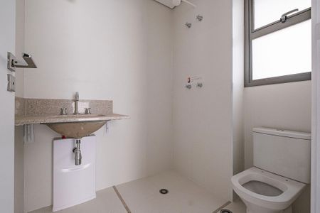 Banheiro de kitnet/studio para alugar com 1 quarto, 37m² em Jardim Paulista, São Paulo