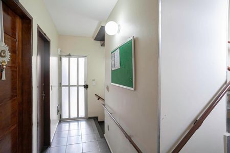 Apartamento para alugar com 45m², 2 quartos e 1 vaga Apartamento para alugar com 45m², 2 quartos e 1 vagaEntrada