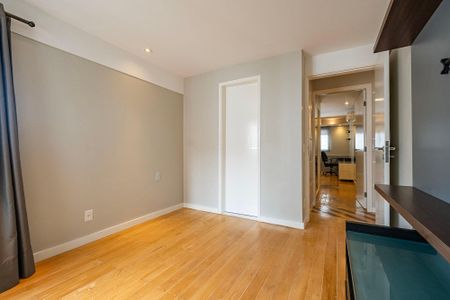 Apartamento para alugar com 155m², 3 quartos e 3 vagas Apartamento para alugar com 155m², 3 quartos e 3 vagasSuíte 2