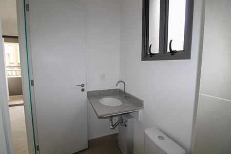 Banheiro de apartamento à venda com 1 quarto, 23m² em Butantã, São Paulo