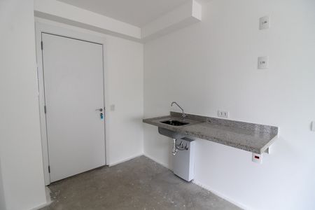 Cozinha de apartamento à venda com 1 quarto, 23m² em Butantã, São Paulo