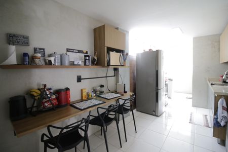 Apartamento à venda com 80m², 2 quartos e 1 vagaCozinha