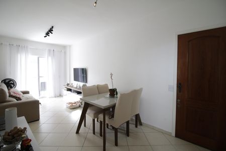 Apartamento à venda com 80m², 2 quartos e 1 vagaSala
