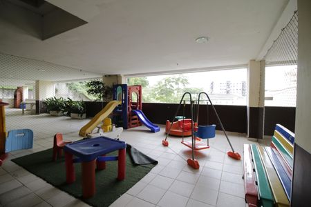 Apartamento à venda com 80m², 2 quartos e 1 vagaÁrea comum - Playground