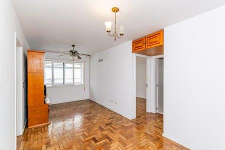 Sala de apartamento para alugar com 1 quarto, 70m² em Vila Ipiranga, Porto Alegre