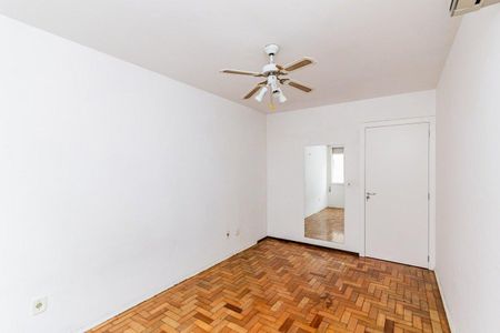 Quarto 2 de apartamento para alugar com 1 quarto, 70m² em Vila Ipiranga, Porto Alegre