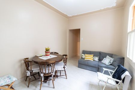 Apartamento à venda com 83m², 2 quartos e sem vagaSala