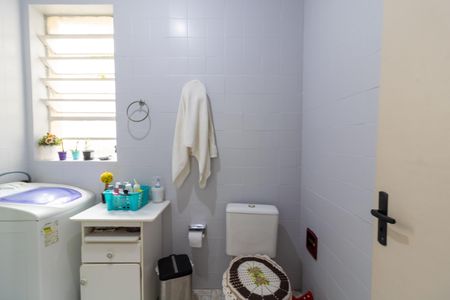 Apartamento à venda com 83m², 2 quartos e sem vagaBanheiro