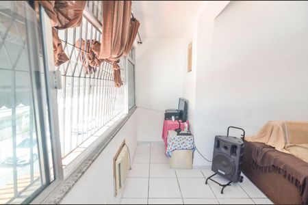 Casa à venda com 98m², 2 quartos e 1 vaga Casa à venda com 98m², 2 quartos e 1 vagaSala