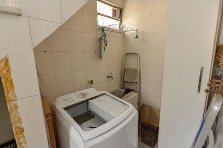 Casa à venda com 98m², 2 quartos e 1 vaga Casa à venda com 98m², 2 quartos e 1 vagaÁrea de Serviço