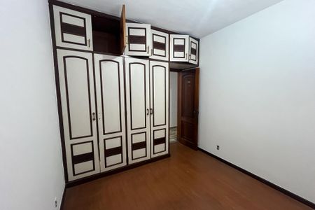 Casa à venda com 310m², 7 quartos e 5 vagasQuarto 2