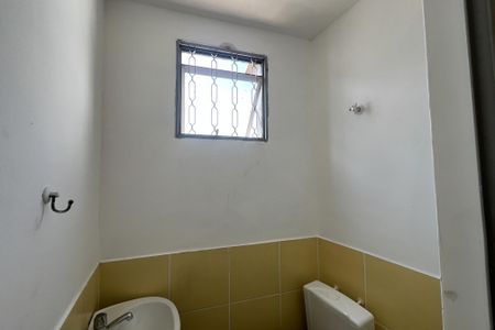 Casa à venda com 310m², 7 quartos e 5 vagasBanheiro 2 anexo