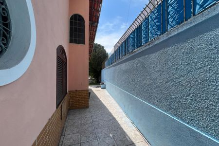 Casa à venda com 310m², 7 quartos e 5 vagasLateral