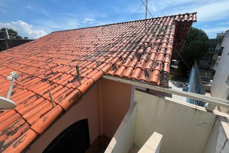 Casa à venda com 310m², 7 quartos e 5 vagasVista telhado